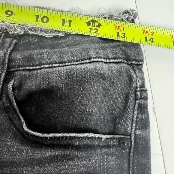 KanCan Junior Women’s Dark Gray Jeans Sz 27 (7) Distressed/Ripped Raw Hems/Waist - Picture 9 of 13